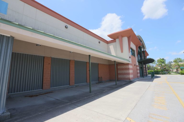 Vacant Store_0629